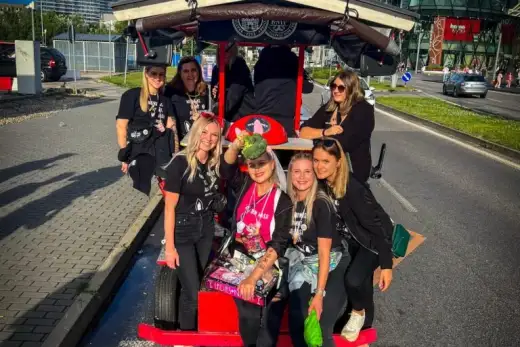 Prosecco bike počas jazdy Starým Mestom
